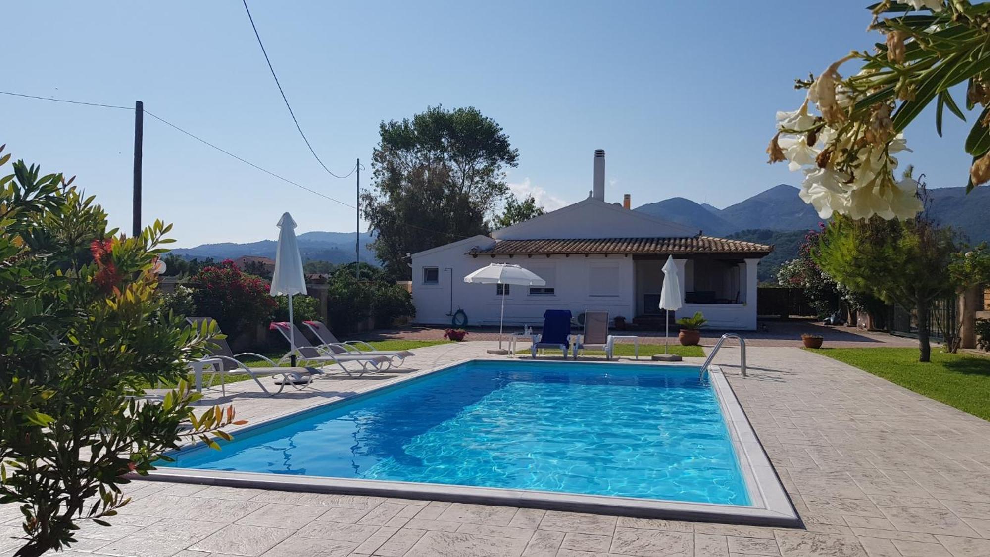 Almyra Beach House Corfu Almiros Beach Exterior foto